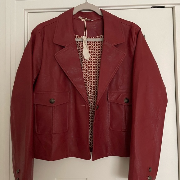Jackets & Blazers - Dark Red faux leather short jacket / blazer in Medium.